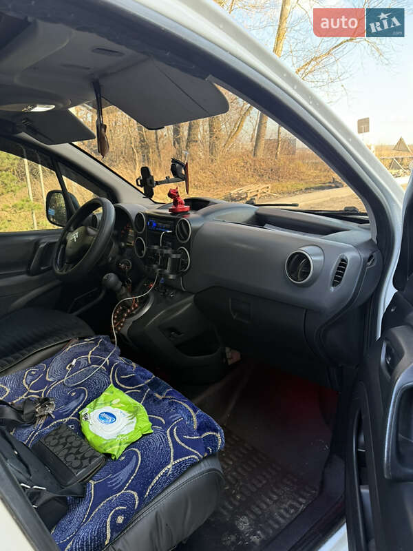Грузопассажирский фургон Citroen Berlingo 2012 в Тернополе фото 10 Грузопассажирский фургон Citroen Berlingo 2012 в Тернополе