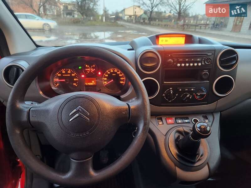 Вантажний фургон Citroen Berlingo 2011 в Сарнах фото 3 Вантажний фургон Citroen Berlingo 2011 в Сарнах