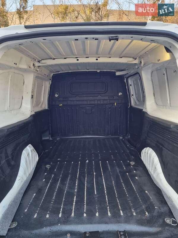 Грузовой фургон Citroen Berlingo 2019 в Львове фото 14 Грузовой фургон Citroen Berlingo 2019 в Львове