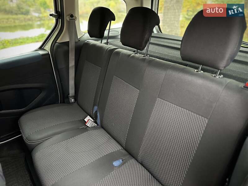 Минивэн Citroen Berlingo 2009 в Харькове