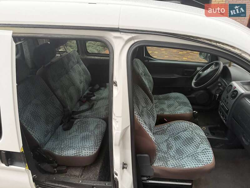 Минивэн Citroen Berlingo 2005 в Коростышеве