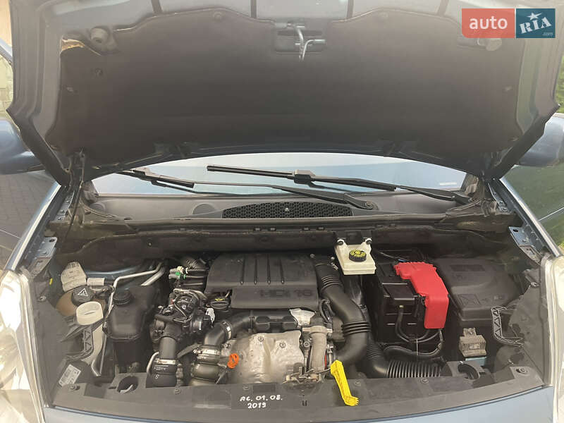 Минивэн Citroen Berlingo 2010 в Коломые