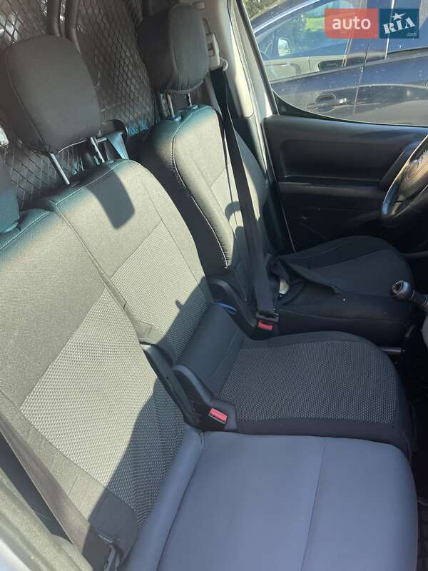 Грузовой фургон Citroen Berlingo 2016 в Луцке