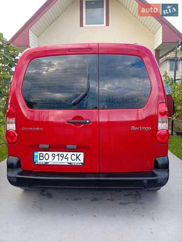 Минивэн Citroen Berlingo 2010 в Толстом
