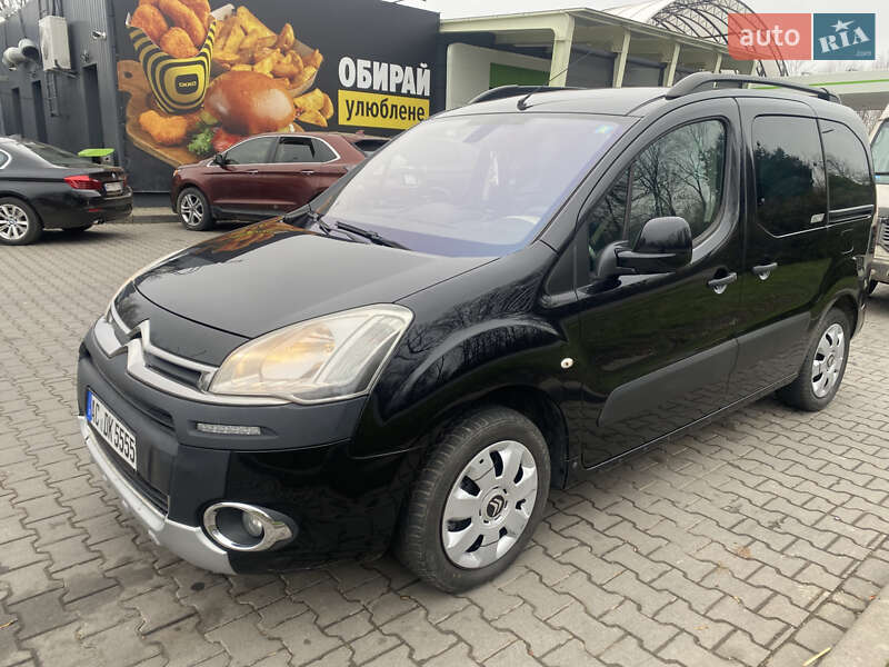 Минивэн Citroen Berlingo 2013 в Долине