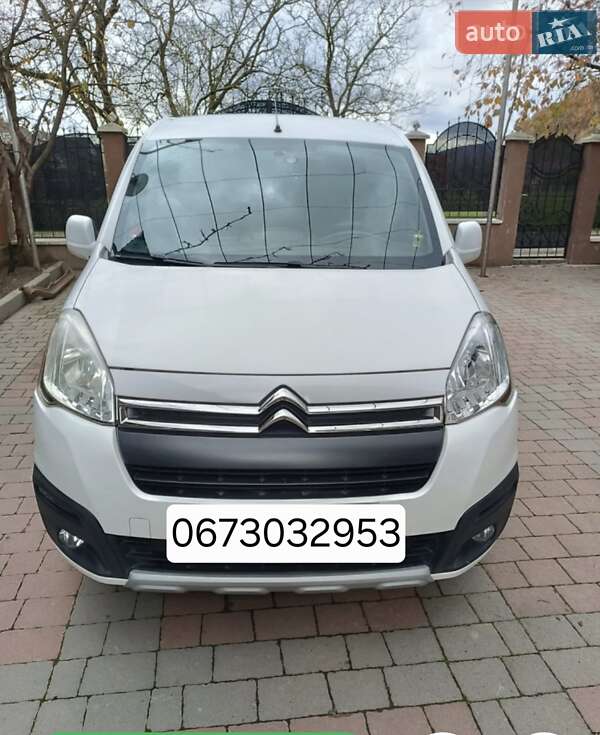 Минивэн Citroen Berlingo 2015 в Хусте фото Минивэн Citroen Berlingo 2015 в Хусте