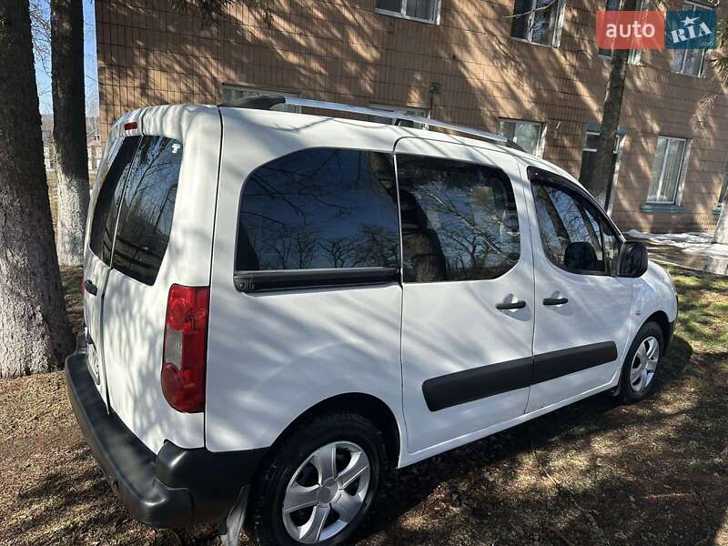 Минивэн Citroen Berlingo 2010 в Смеле