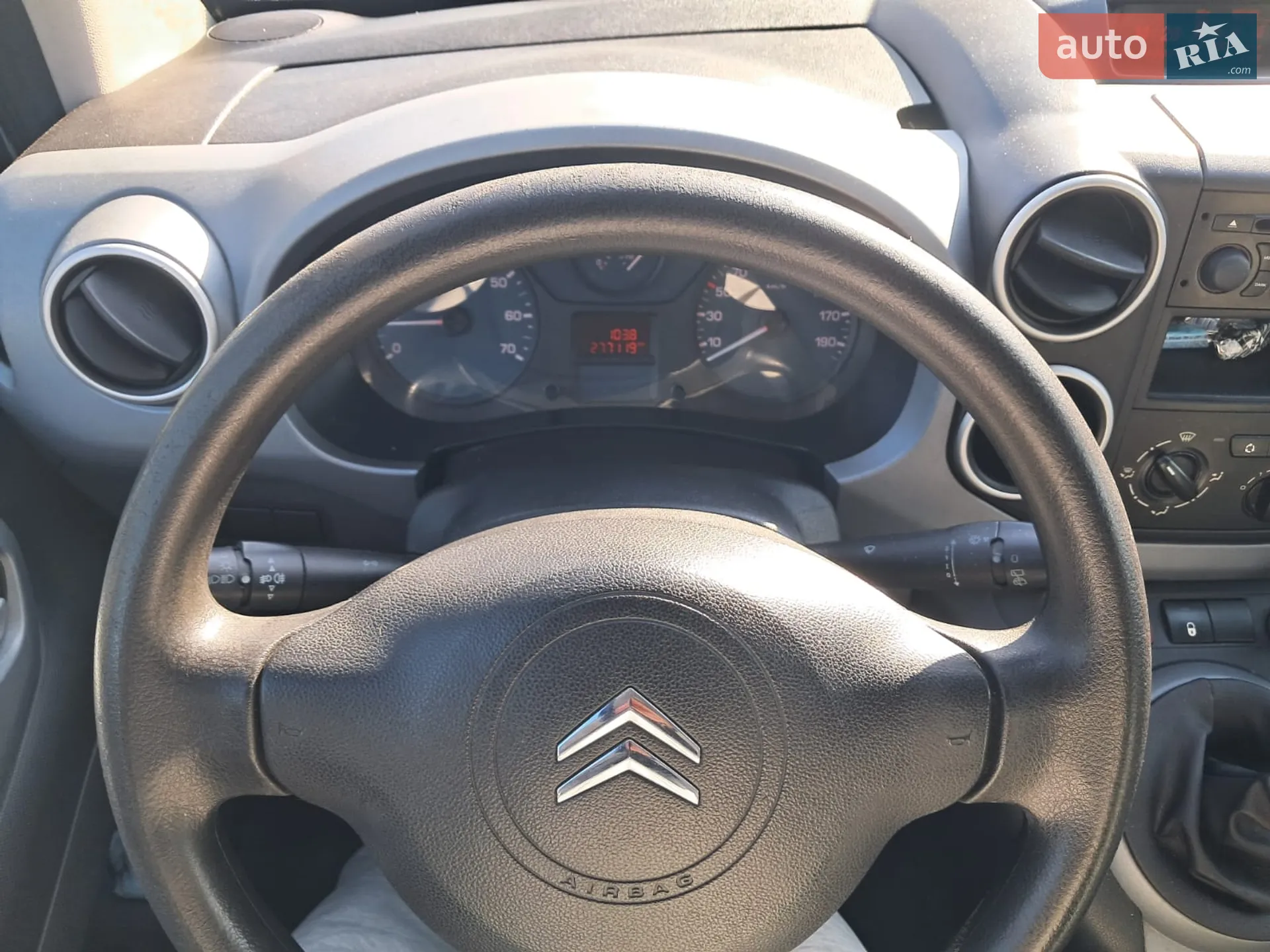 2011 Citroen Berlingo - мініатюра 18