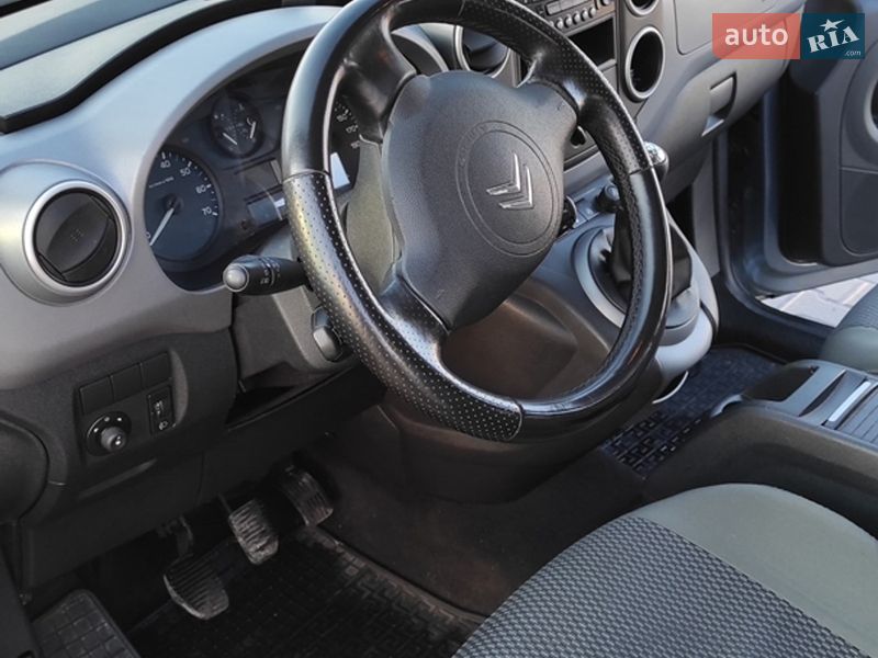Минивэн Citroen Berlingo 2010 в Киеве