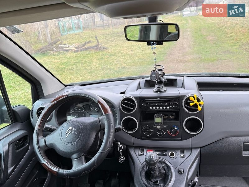 Минивэн Citroen Berlingo 2009 в Судовой Вишне фото 3 Минивэн Citroen Berlingo 2009 в Судовой Вишне