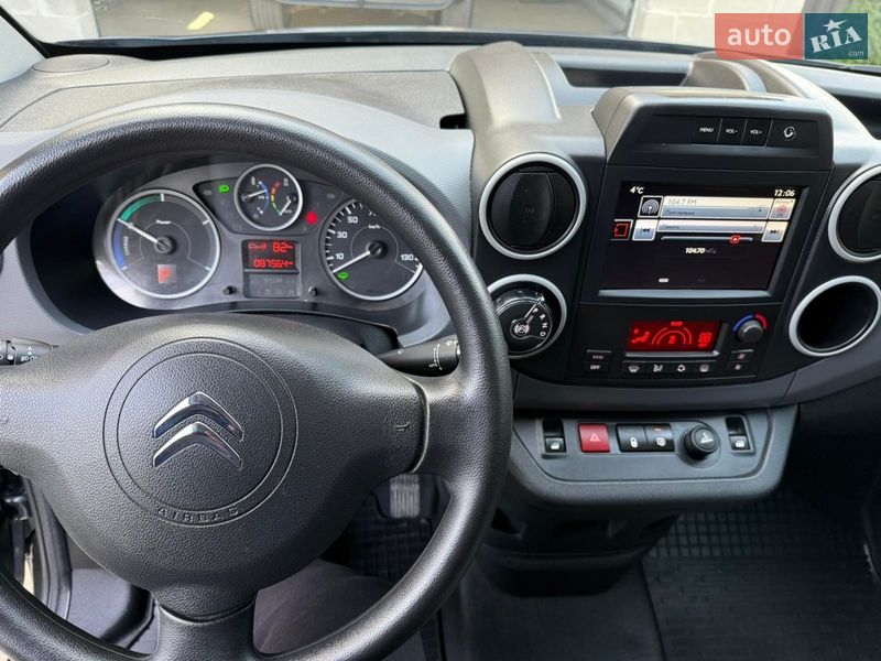 Грузовой фургон Citroen Berlingo 2017 в Львове