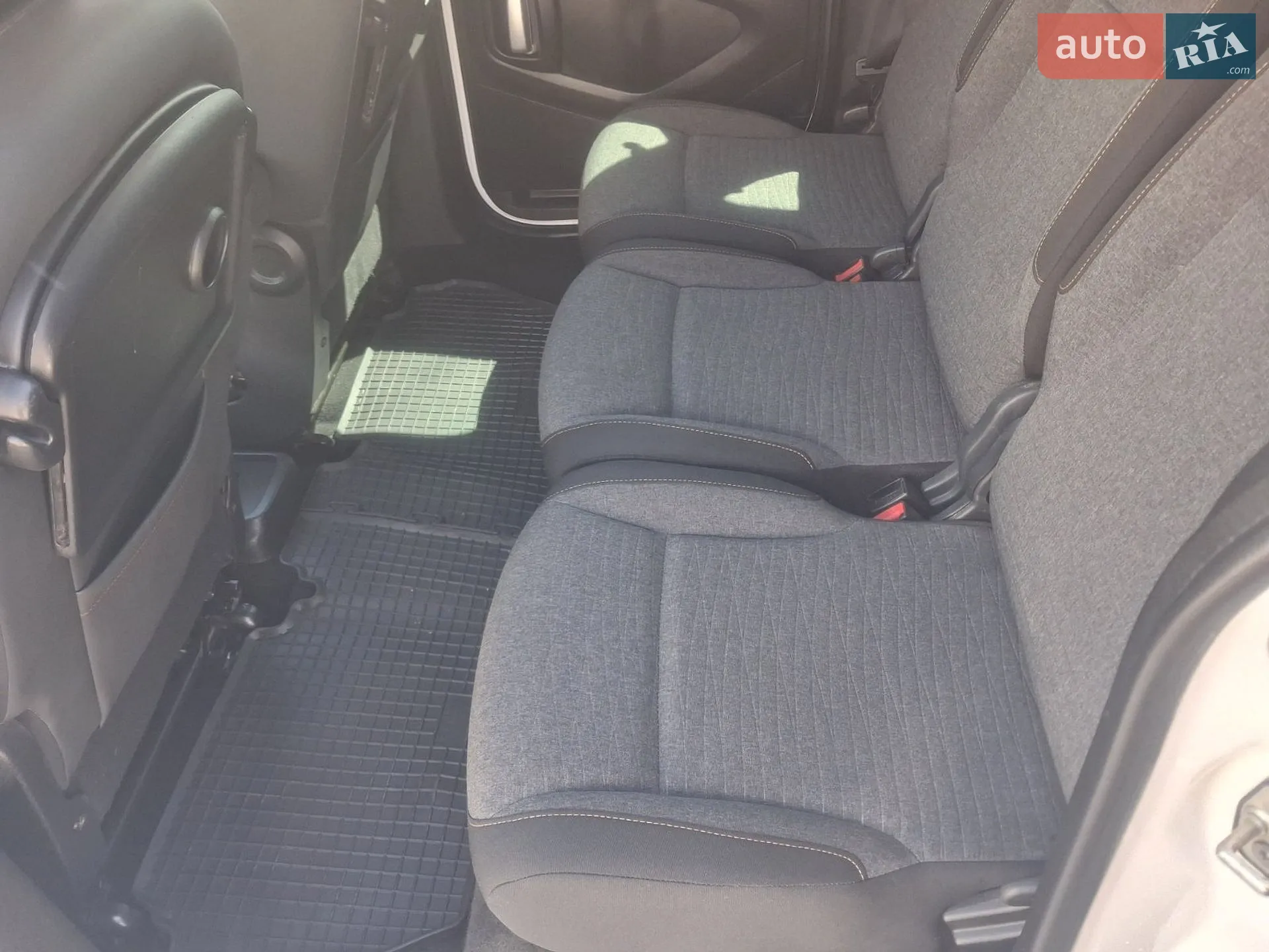 2015 Citroen Berlingo - мініатюра 21