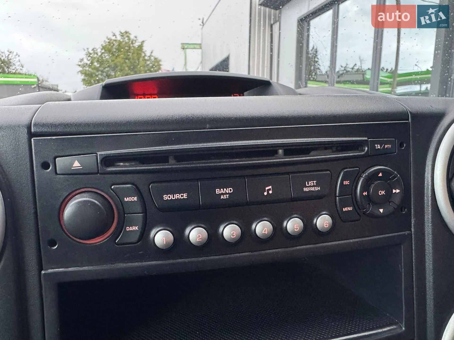 2011 Citroen Berlingo - мініатюра 31