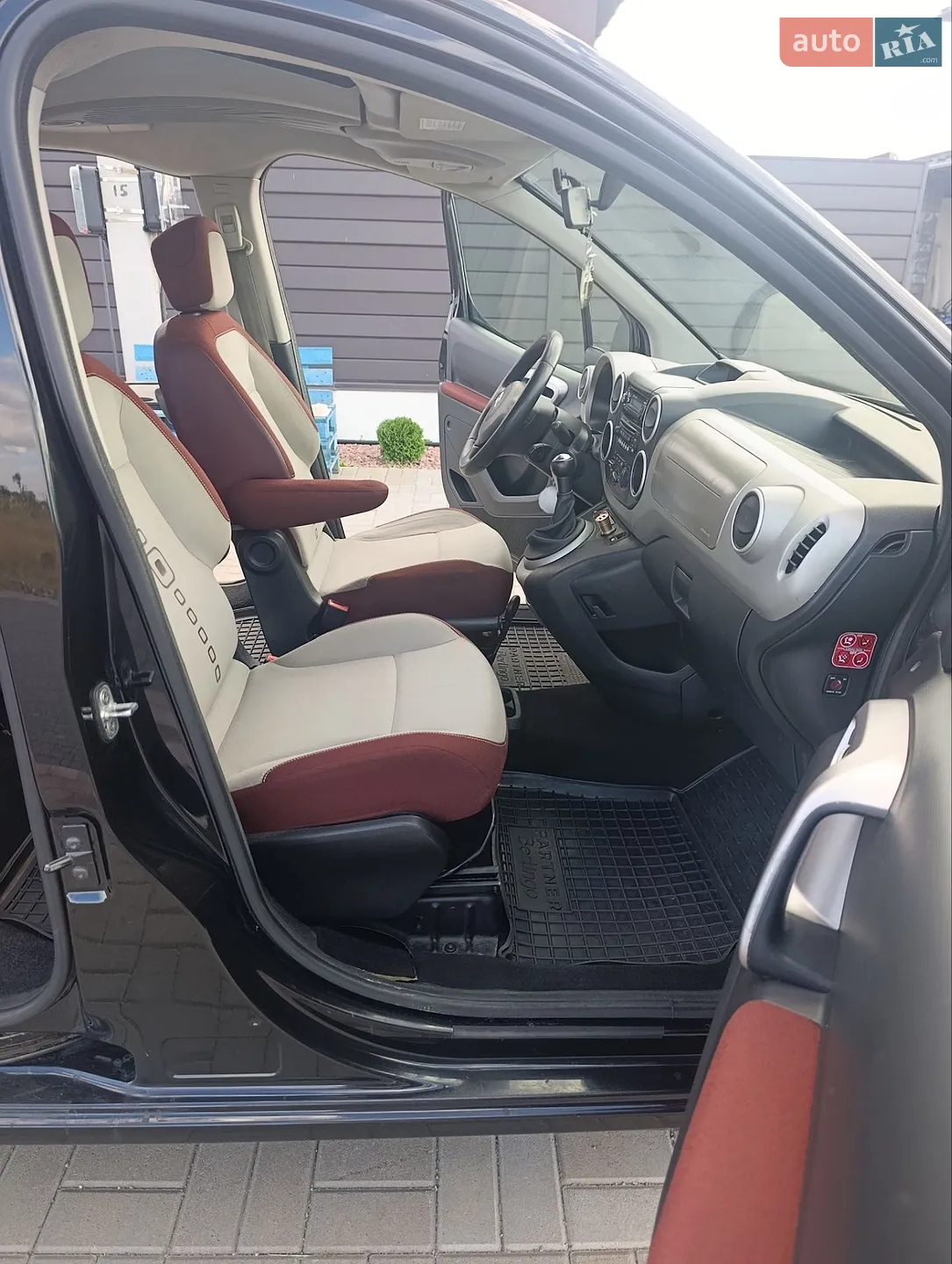 2010 Citroen Berlingo - мініатюра 13