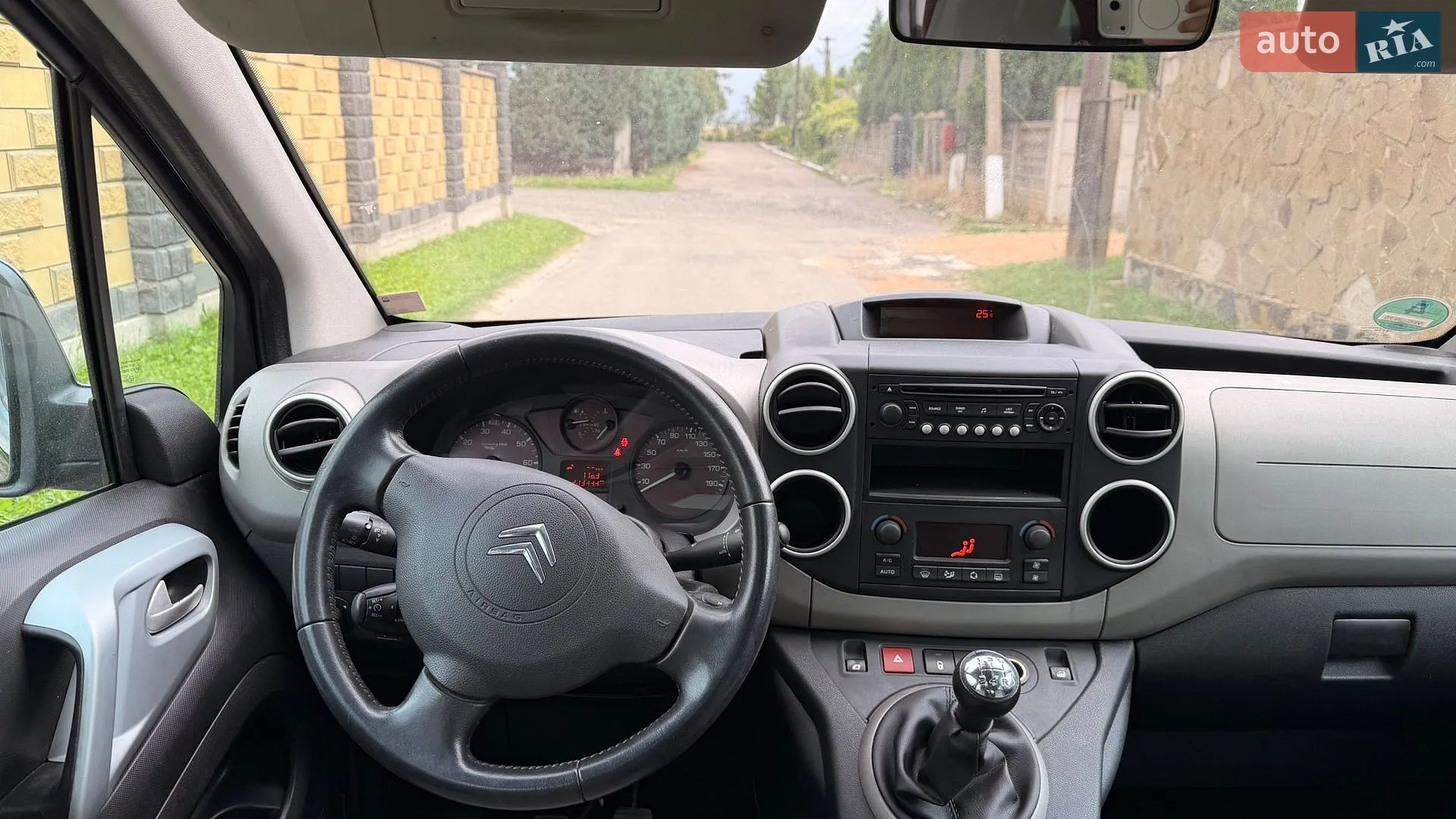 2010 Citroen Berlingo - мініатюра 25