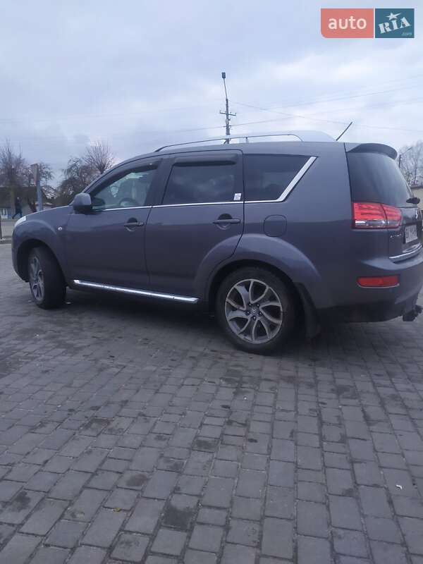 Позашляховик / Кросовер Citroen C-Crosser 2011 в Ратному