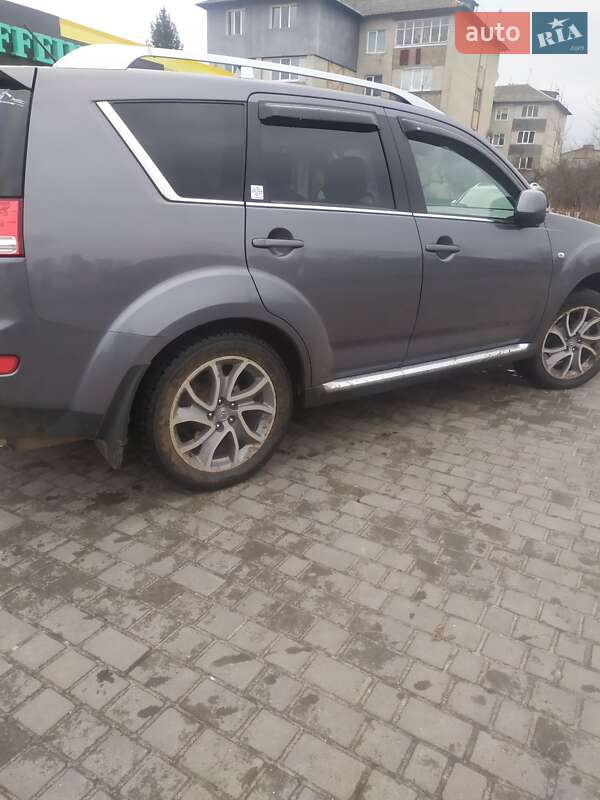 Позашляховик / Кросовер Citroen C-Crosser 2011 в Ратному