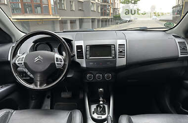 Позашляховик / Кросовер Citroen C-Crosser 2011 в 