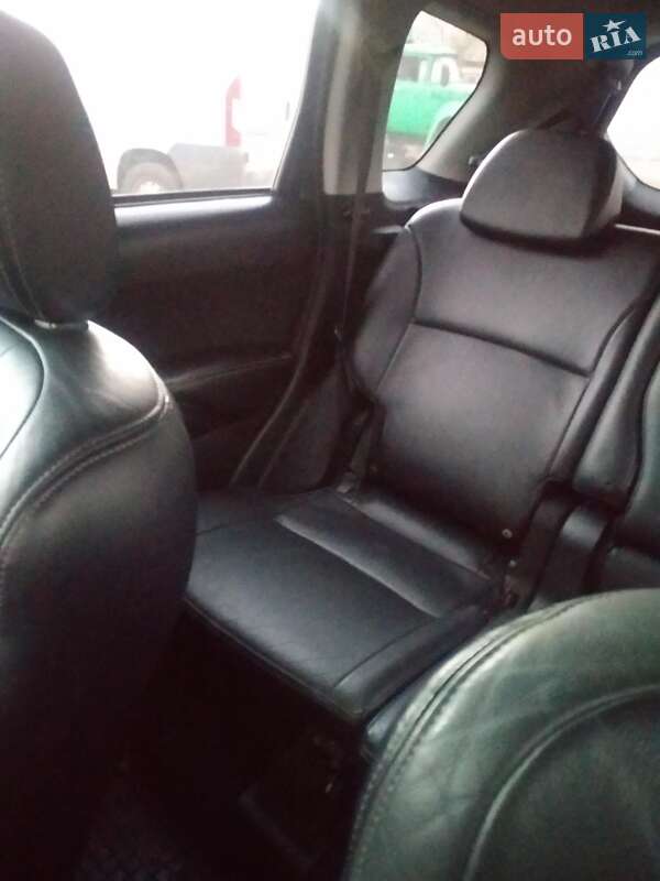 Позашляховик / Кросовер Citroen C-Crosser 2010 в Смілі