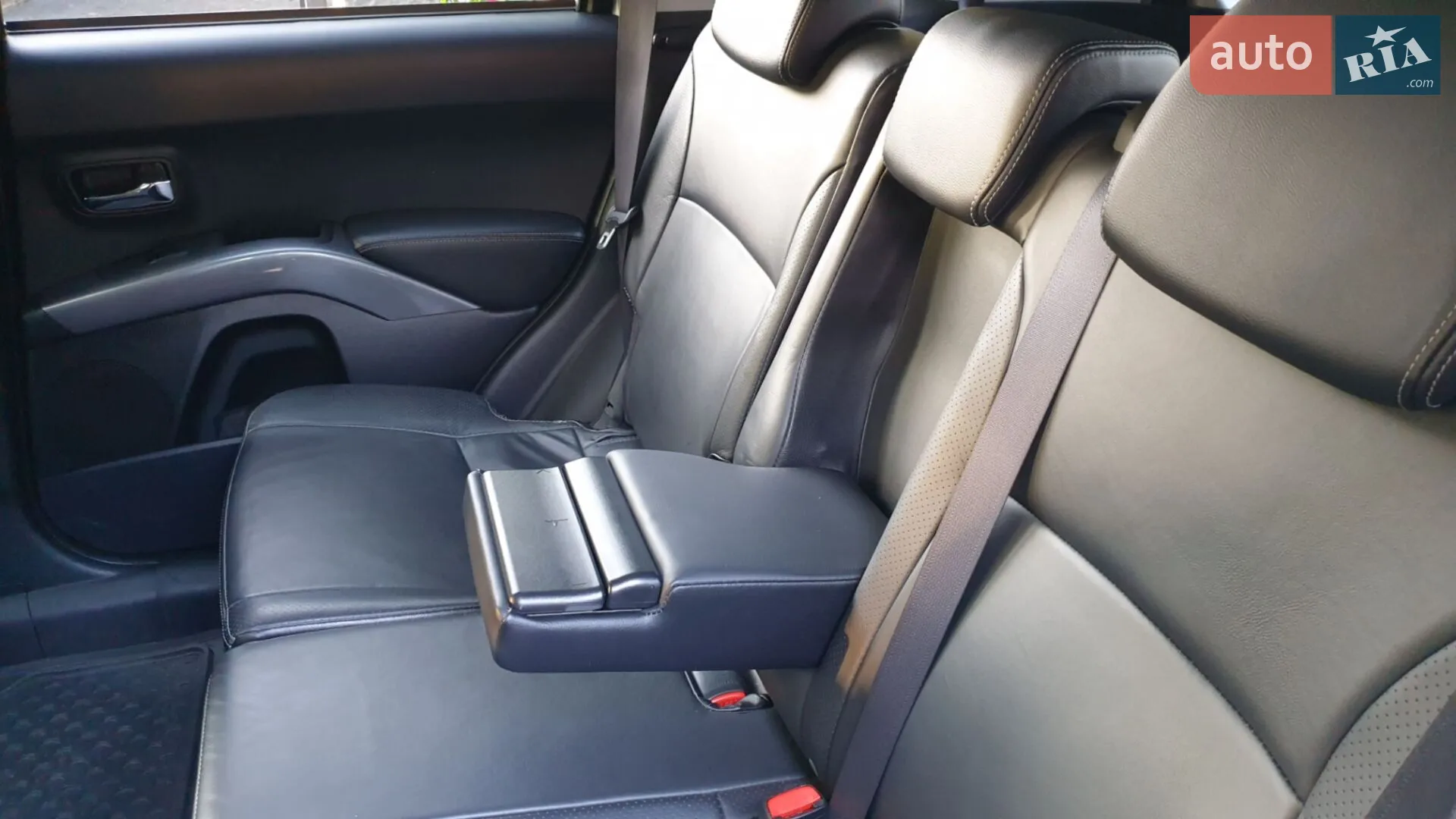 2012 Citroen C-Crosser - мініатюра 17