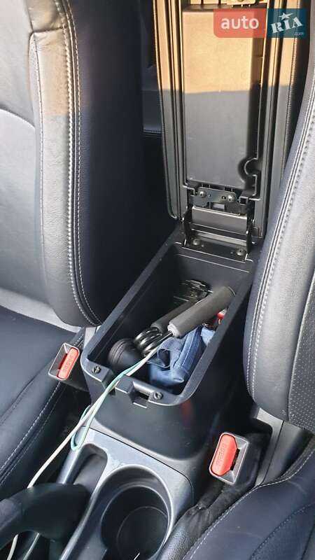 Внедорожник / Кроссовер Citroen C-Crosser 2012 в Здолбунове