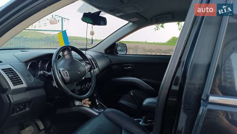 Позашляховик / Кросовер Citroen C-Crosser 2010 в Чернівцях