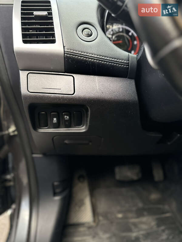 Внедорожник / Кроссовер Citroen C-Crosser 2011 в Долине