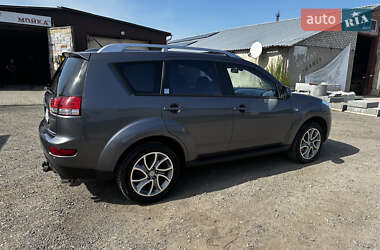 Позашляховик / Кросовер Citroen C-Crosser 2010 в 