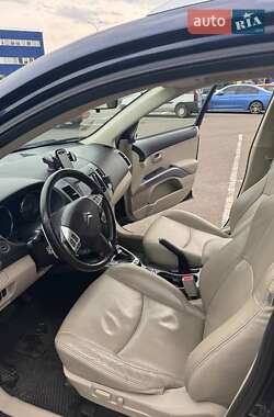 Внедорожник / Кроссовер Citroen C-Crosser 2012 в 
