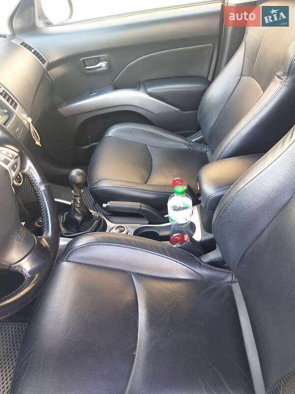 Внедорожник / Кроссовер Citroen C-Crosser 2008 в Косове