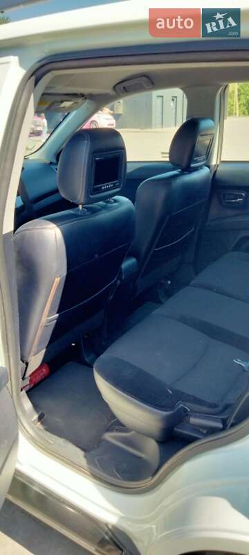 Позашляховик / Кросовер Citroen C-Crosser 2010 в Надвірній фото 18 Позашляховик / Кросовер Citroen C-Crosser 2010 в Надвірній