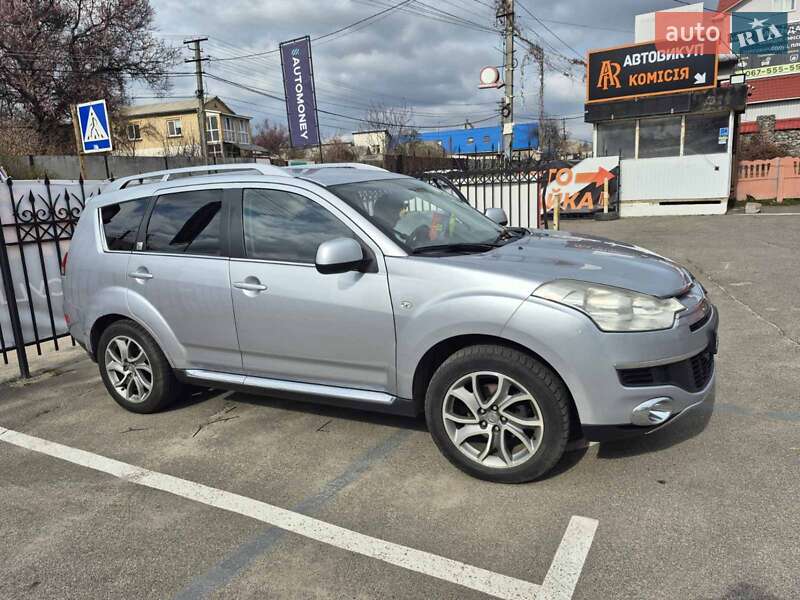 Позашляховик / Кросовер Citroen C-Crosser 2011 в 