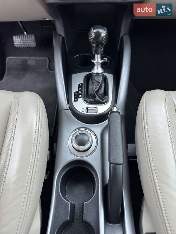 Позашляховик / Кросовер Citroen C-Crosser 2012 в Стрию