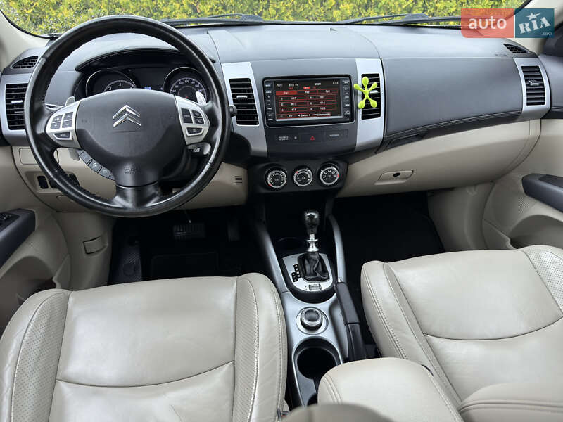 Позашляховик / Кросовер Citroen C-Crosser 2012 в Стрию