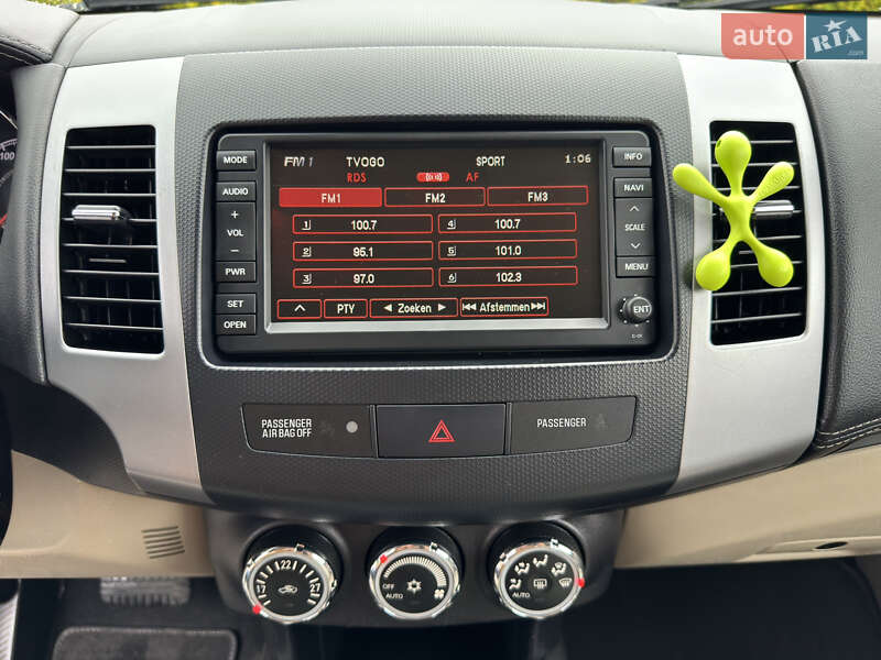 Позашляховик / Кросовер Citroen C-Crosser 2012 в Стрию