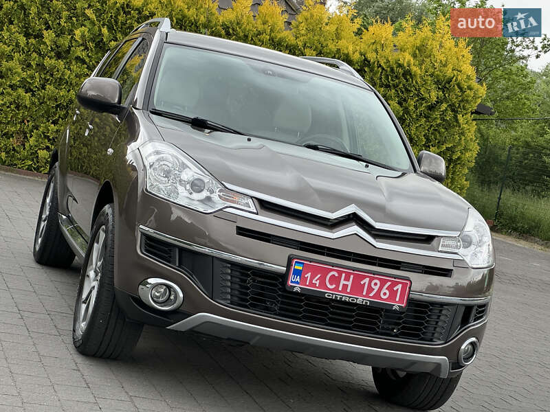 Позашляховик / Кросовер Citroen C-Crosser 2012 в Стрию