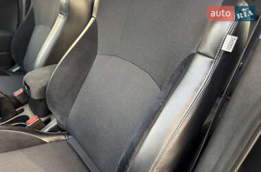 Позашляховик / Кросовер Citroen C-Crosser 2010 в 