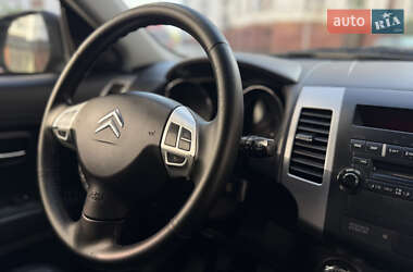 Позашляховик / Кросовер Citroen C-Crosser 2010 в 