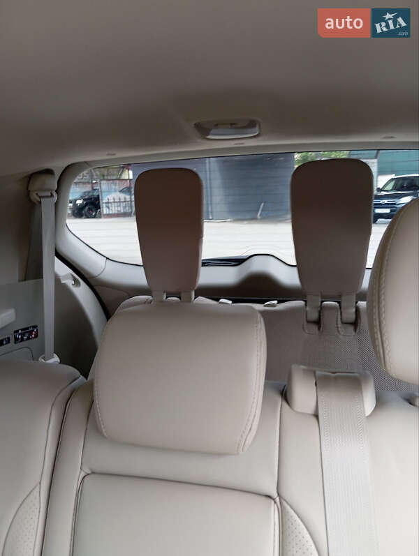 Внедорожник / Кроссовер Citroen C-Crosser 2011 в Ивано-Франковске