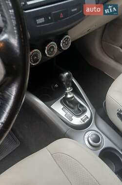 Внедорожник / Кроссовер Citroen C-Crosser 2012 в 