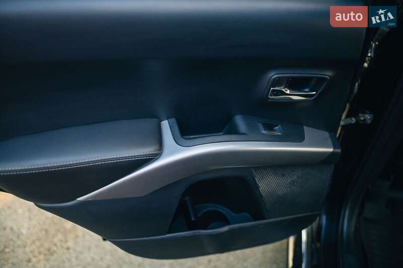 Внедорожник / Кроссовер Citroen C-Crosser 2010 в Бурштыне