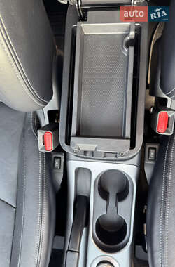 Внедорожник / Кроссовер Citroen C-Crosser 2011 в 