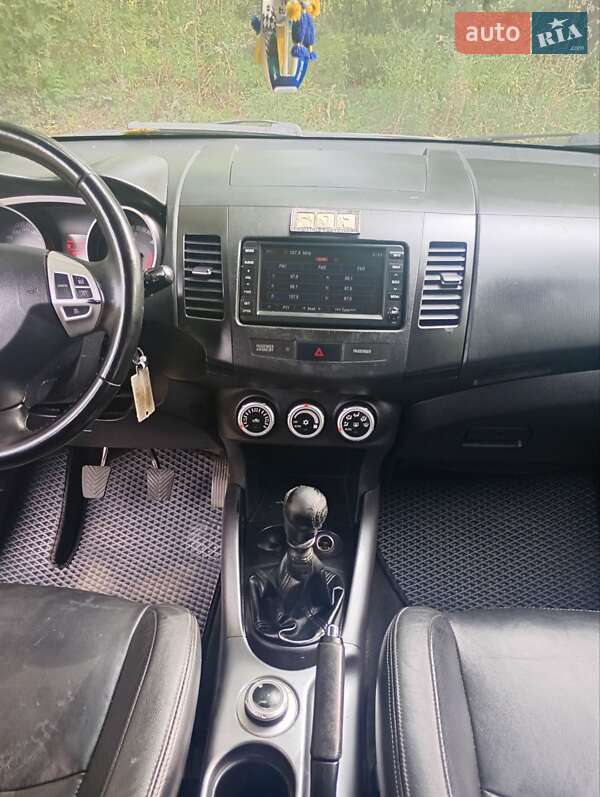 Внедорожник / Кроссовер Citroen C-Crosser 2009 в Шостке фото 3 Внедорожник / Кроссовер Citroen C-Crosser 2009 в Шостке