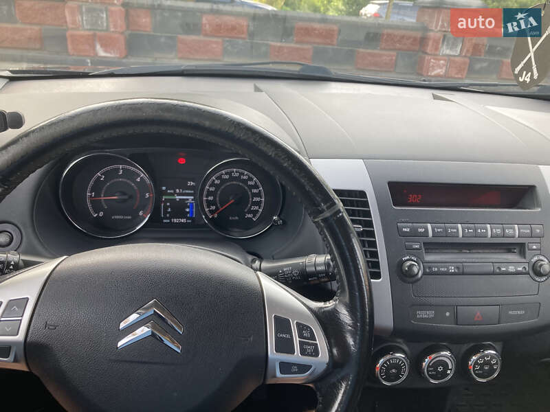 Внедорожник / Кроссовер Citroen C-Crosser 2012 в Киеве фото 10 Внедорожник / Кроссовер Citroen C-Crosser 2012 в Киеве