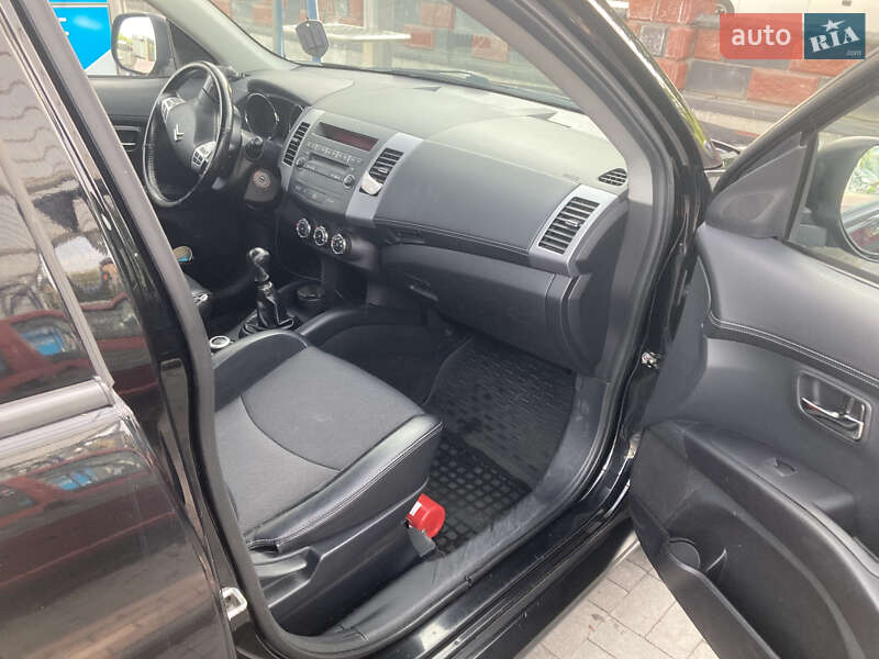 Внедорожник / Кроссовер Citroen C-Crosser 2012 в Киеве фото 14 Внедорожник / Кроссовер Citroen C-Crosser 2012 в Киеве