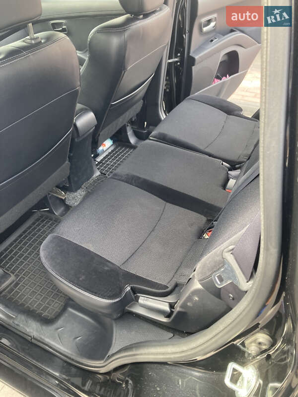 Внедорожник / Кроссовер Citroen C-Crosser 2012 в Киеве фото 21 Внедорожник / Кроссовер Citroen C-Crosser 2012 в Киеве