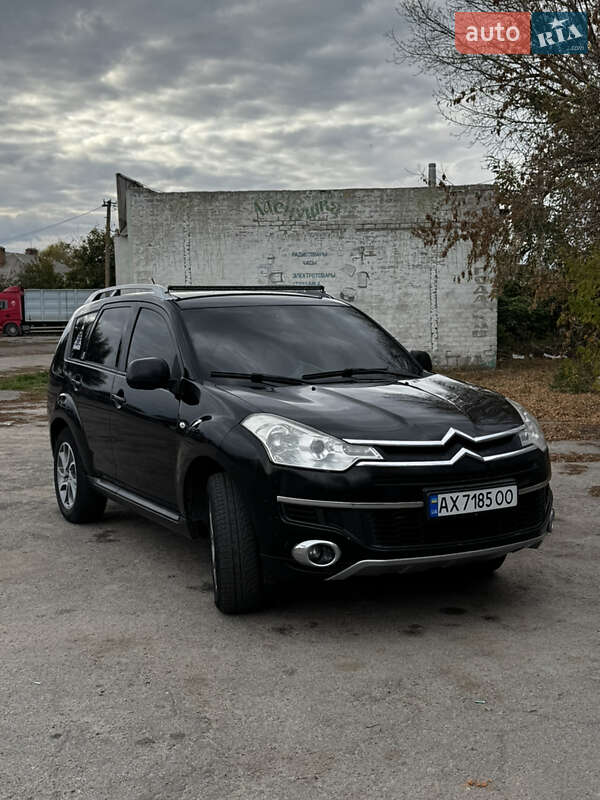 Citroen C-Crosser 2011