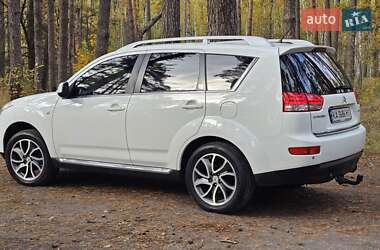 Позашляховик / Кросовер Citroen C-Crosser 2010 в 
