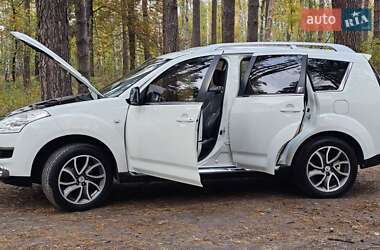 Позашляховик / Кросовер Citroen C-Crosser 2010 в 