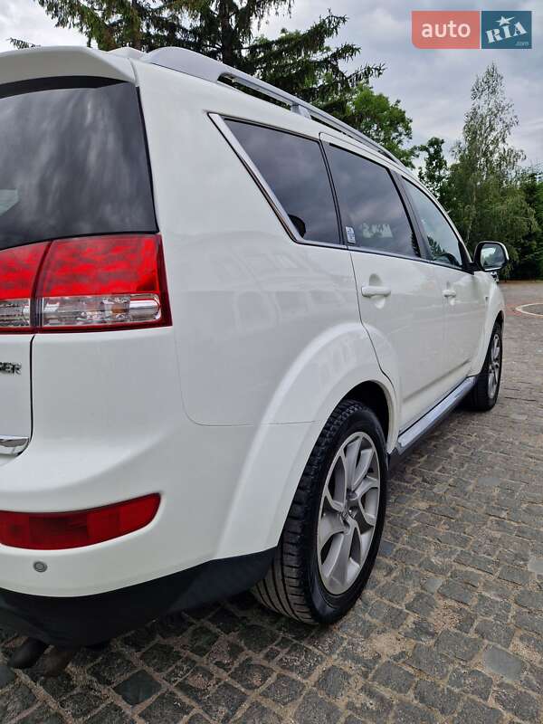 Внедорожник / Кроссовер Citroen C-Crosser 2008 в Золочеве фото 19 Внедорожник / Кроссовер Citroen C-Crosser 2008 в Золочеве